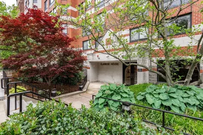 1933 Commonwealth Avenue #610 1