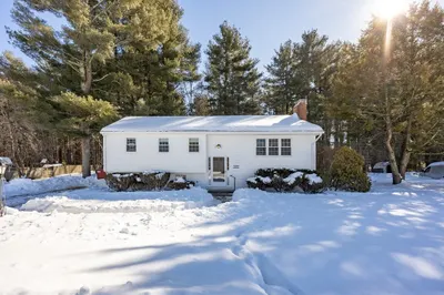 47 Trowbridge Cir