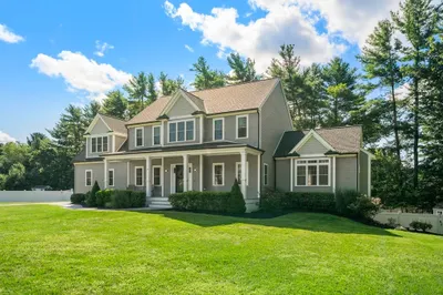 12 Wood Hollow Way 1