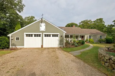 155 Damon Rd 1