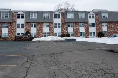 137 Pine St #11 1