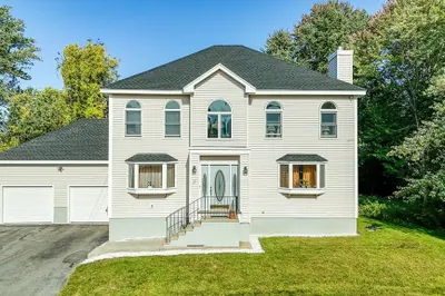 35 Ontario Avenue 1