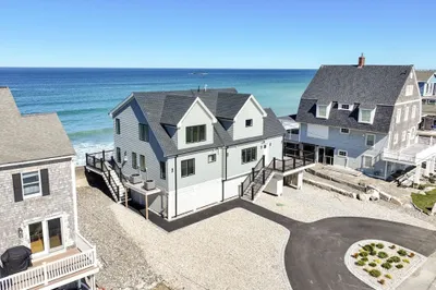81 Surfside Road 1