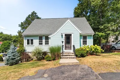 76 Woodland Rd 1