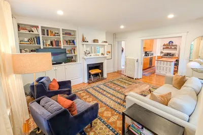 35 William St #2