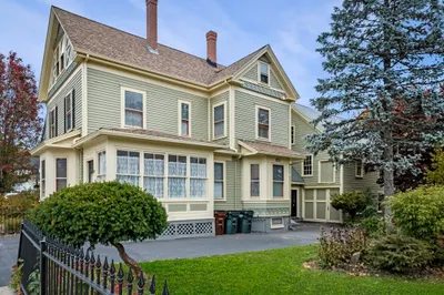 35 Prospect St 1