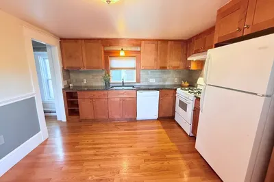 214 Spring St #2 1