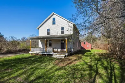 274 Sunderland Rd 1