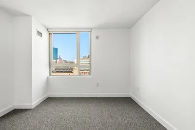 99 Kneeland St #306