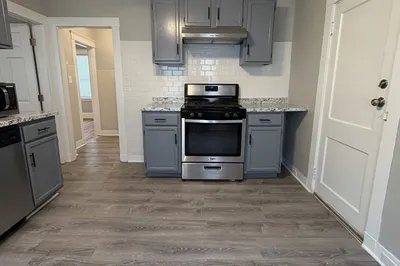 10 Mattakeeset St #10 1