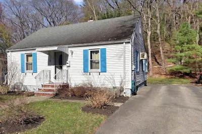 6 Atwood St 1