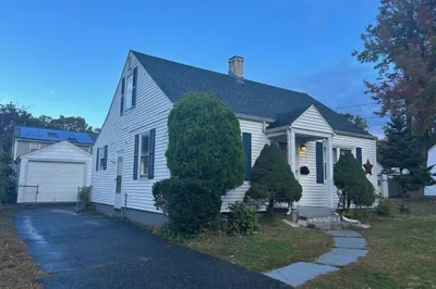 179 Powell Ave