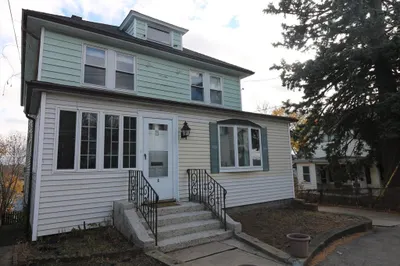 9 Friend Street #1