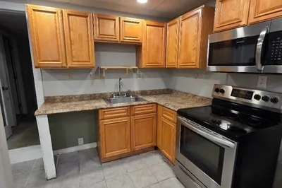 140 O'grady St 1