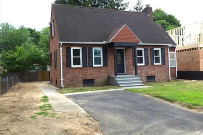 21 Wrona St 1