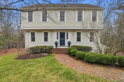 17 Oak St 1