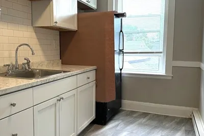 15 Huss Ct #301