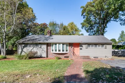 4 Paul St #-