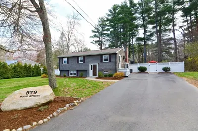 579 Pond St 1