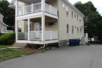 415 Commercial St #1 1
