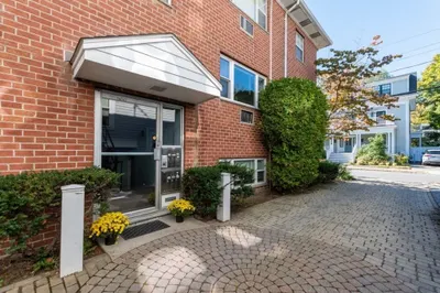 104 Trowbridge St #3
