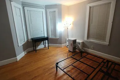`12 Bedford Dt St #1 1