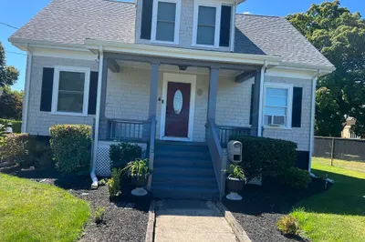 24 Angell St 1