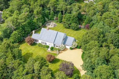 16 Old Dunhams Corner Way 1