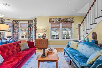115 Walnut St #3