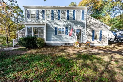 8 W Crossfield Road 1