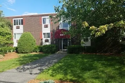 215 Chelmsford St #5