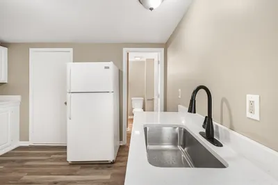 12 Franklin Ave #2 1