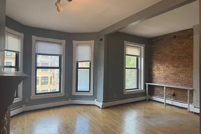 590 Columbus Ave #3A