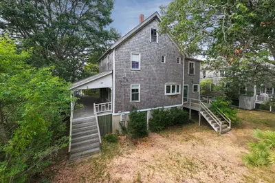 48 Garnet Ave 1