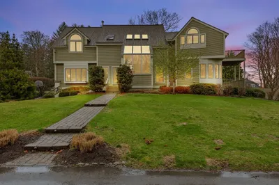 50 Susan Dr 1