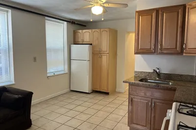 16 Battery St #4R 1