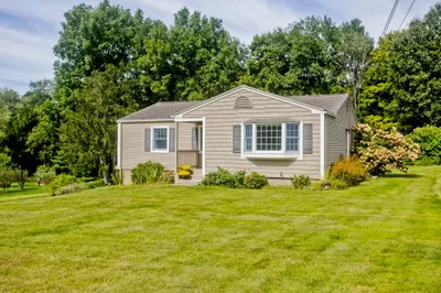 14 Echo Valley Dr 1
