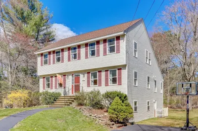 7 Silversmith Way