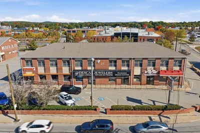 49 River St 1