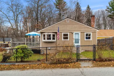 57 Richardson Ave 1