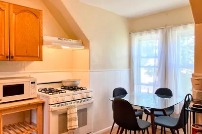 27 Mcbride St #3