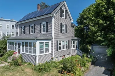 27 Elm Street 1