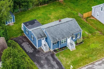 14 Oliveira Ave