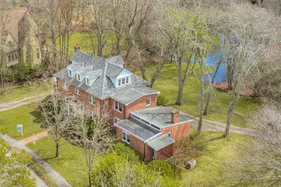 24 Radcliff Rd 1
