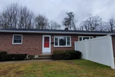 183 Manzella Ct 1