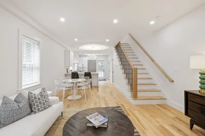 133 Spring St #2