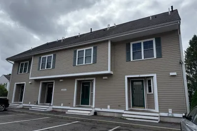17 Foster St #21 1