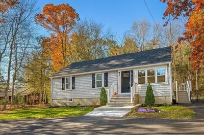 62 Middle Road