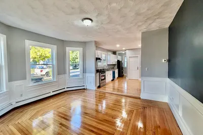 17 Fruit Hill Ave #1 1