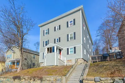 9 Mount Vernon St 1